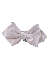 Papillon alto bianco a punta già annodato AMANTEA in seta raso