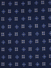 Cravatta blu scuro 3 Pieghe PAMELA in seta stampata inglese