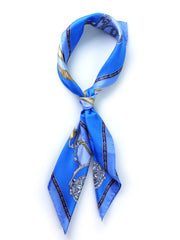 Foulard celeste 90x90cm in seta stampata GOOD LUCK