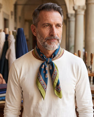 Foulard TRON verde in seta stampata