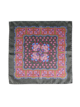 Fazzoletto da taschino verde in pura seta stampata ROMILDO