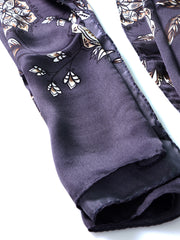 Sciarpa stola grigio scuro in pura seta raso stampata FRANCESCA