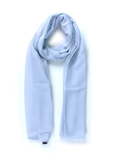 Sciarpa celeste chiaro in pura seta georgette PERLA