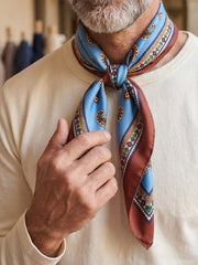 Foulard TRON celeste in seta stampata