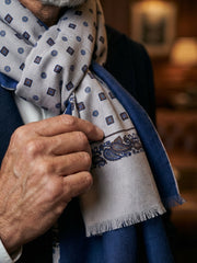 Sciarpa doppiata in seta\lana stampata SPORTY grigio