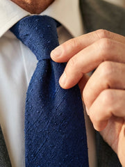 Cravatta 3 pieghe bluette FARMA in pura seta shantung