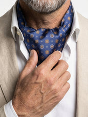 Ascot doppia punta blu in seta raso stampata BASTIK