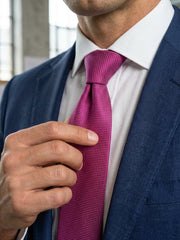 Cravatta 3 pieghe MARIPA in seta tessuta fucsia