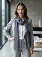 Sciarpa grigio scuro in pura seta georgette PERLA