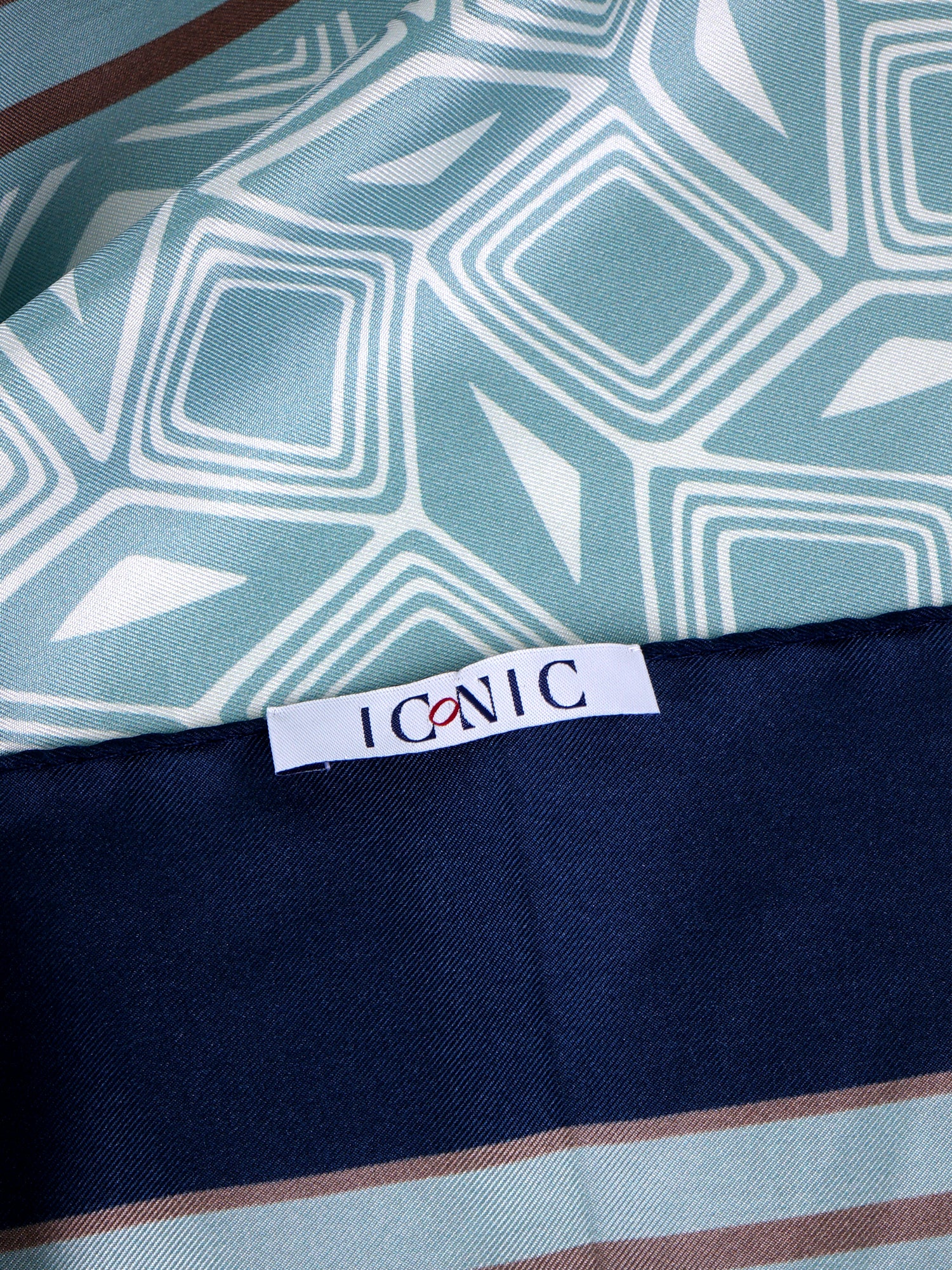 Foulard COMATOSE verde chiaro in seta stampata