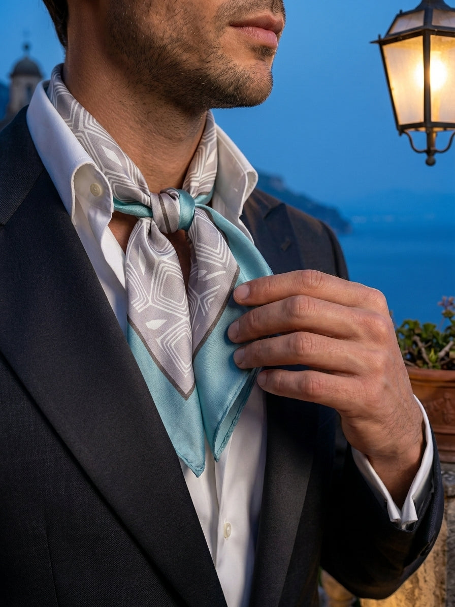 Foulard COMATOSE grigio in seta stampata