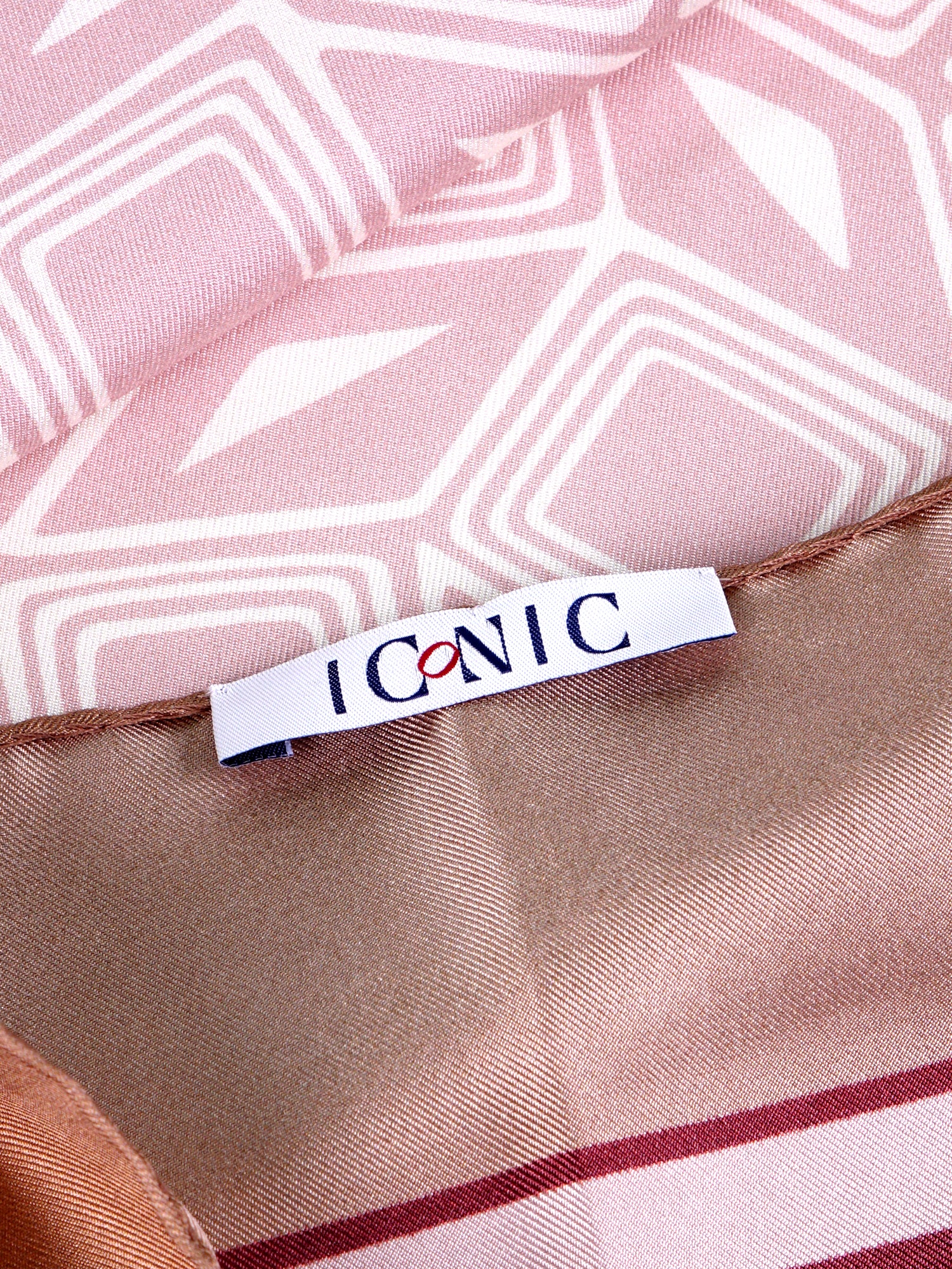 Foulard COMATOSE rosa in seta stampata