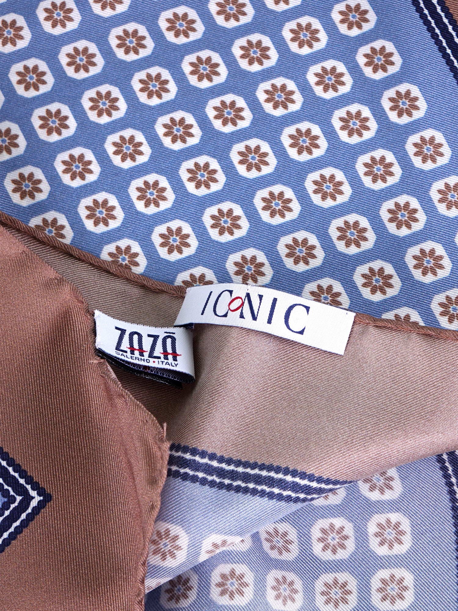 Foulard IMA celeste in seta stampata