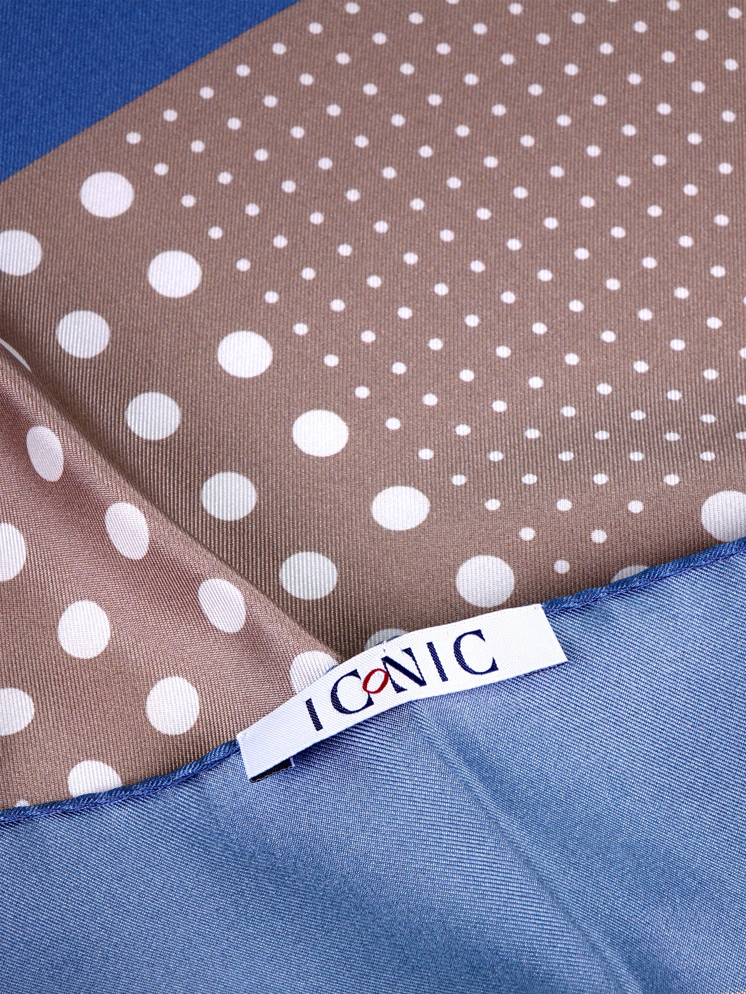 Foulard MULTIBALL beige in seta stampata