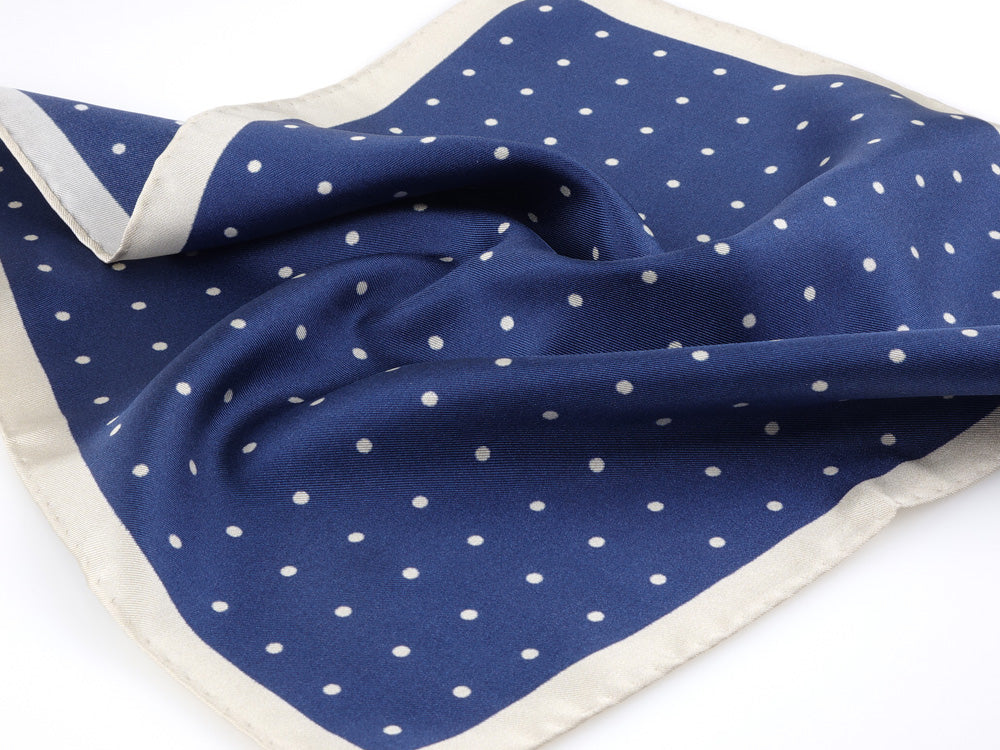 Fazzoletto da taschino blu in seta stampata PARDA