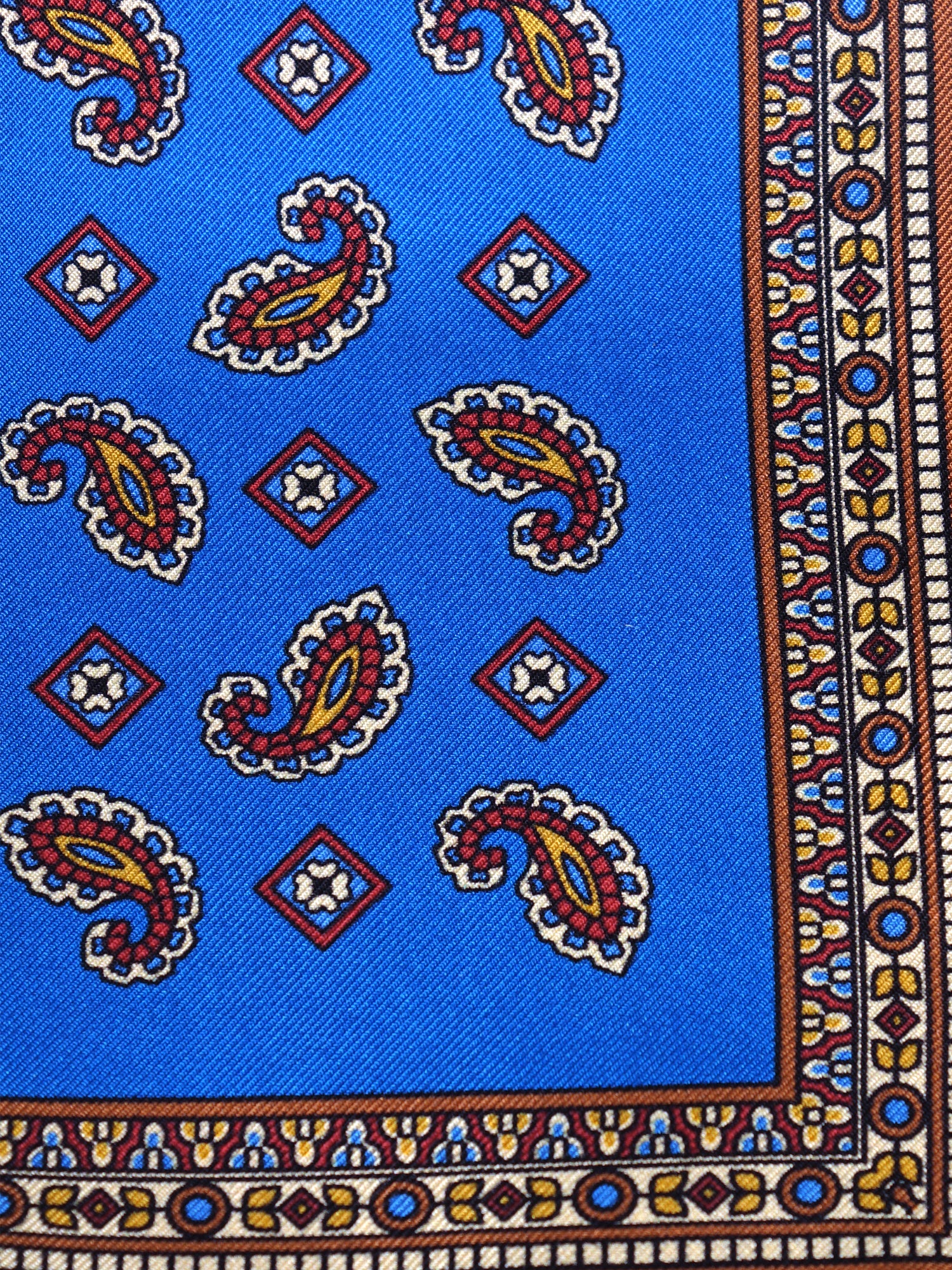 Fazzoletto da taschino blu elettrico in pura seta stampata MILAGO